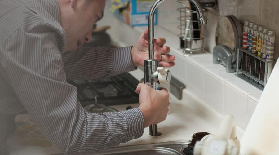 Professional emergency plumber services in Berea